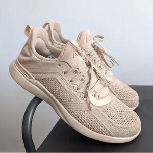 APL Women’s Techloom Tracer Sneaker US 7